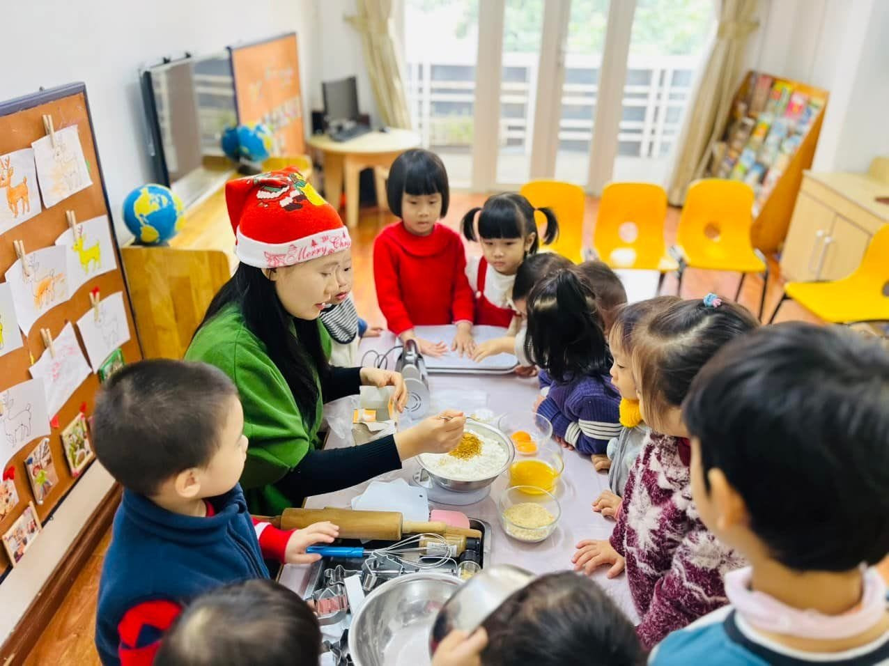 Trường mầm non Bé Anhxtanh ứng dụng Montessori kết hợp STEM