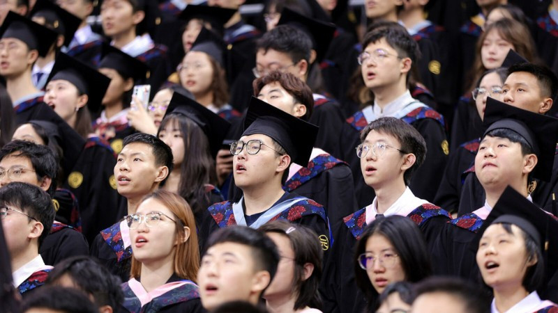 Ứng dụng của chứng chỉ HSK 4 trong học tập và công việc