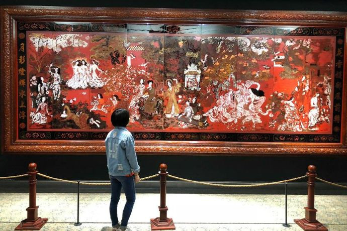 Vườn Xuân Trung Nam Bắc, bức tranh sơn mài mang ý nghĩa biểu tượng sâu sắc về sự thống nhất và hòa hợp của ba miền đất nước Việt Nam