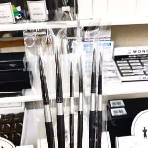 Cách chọn họa cụ ( giấy, bút, màu,…) cho khối V, H, sinh viên KT, MTCN, …