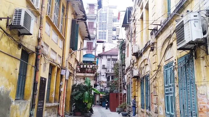 Khám Phá Địa Chỉ Hội Mỹ Thuật Việt Nam Và Vai Trò Quan Trọng Mặt tiền tòa nhà trụ sở Hội Mỹ thuật Việt Nam tại 51 Trần Hưng Đạo Hà Nội cổ kính và trang nghiêm