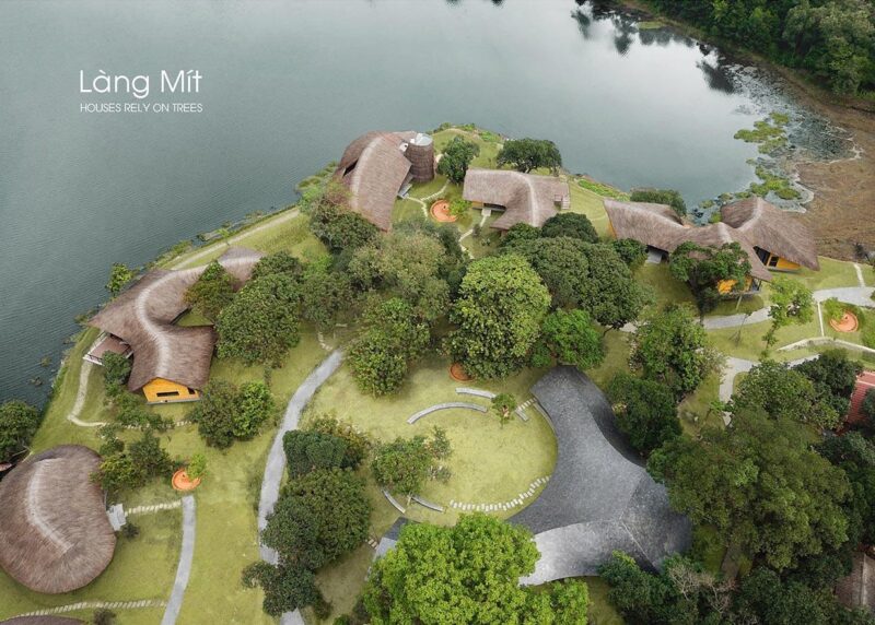 Công trình kiến trúc đương đại tích hợp không gian xanh và vật liệu thân thiện môi trường