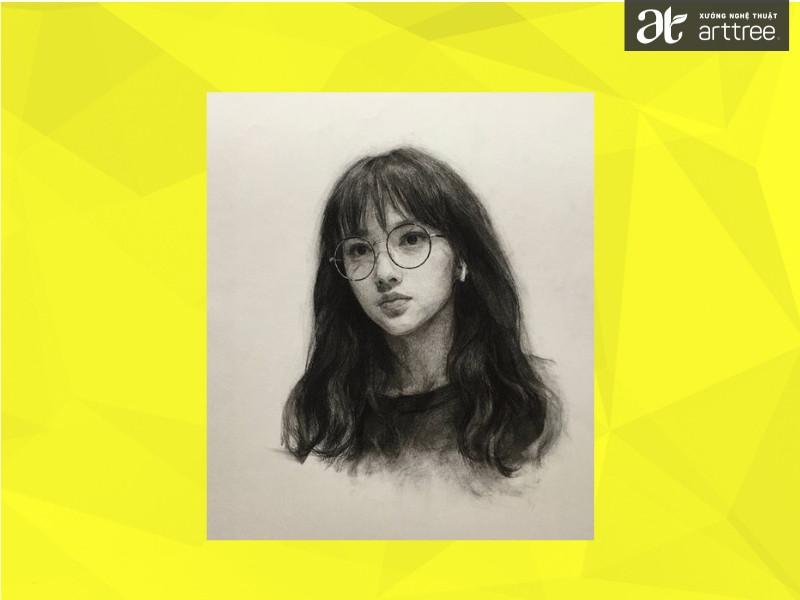 Minh họa bước phác thảo hình dáng khuôn mặt mẹ theo cách vẽ chân dung mẹ lớp 6 đơn giản