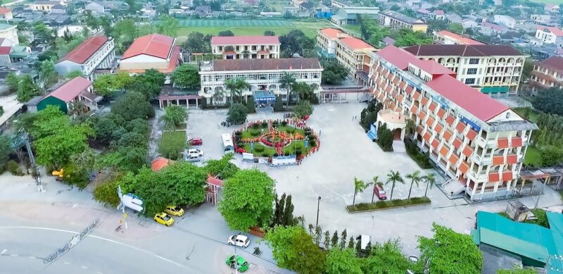 Khám Phá Sách Mỹ Thuật Lớp 1 Và Thế Giới Sáng Tạo Diệu Kỳ Tranh vẽ sáng tạo của học sinh lớp 1 lấy cảm hứng từ sách mỹ thuật