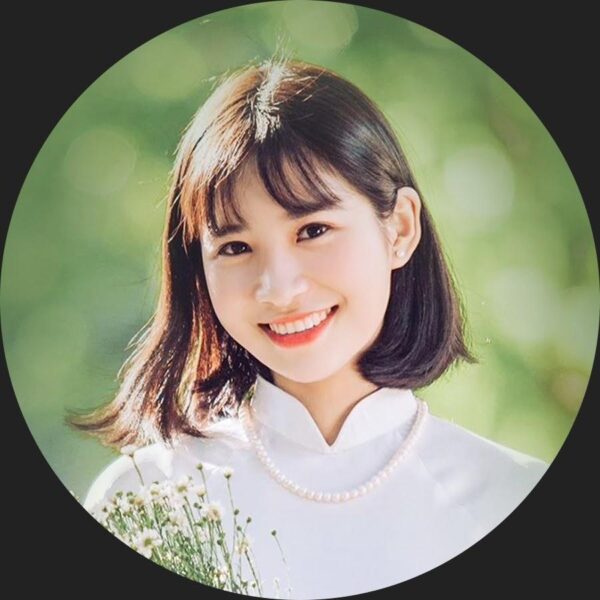 tranh tĩnh vật đơn giản nhưng đẹp mắt của học sinh lớp 9 lấy cảm hứng từ sách mỹ thuật lớp 9 về lọ hoa và quả