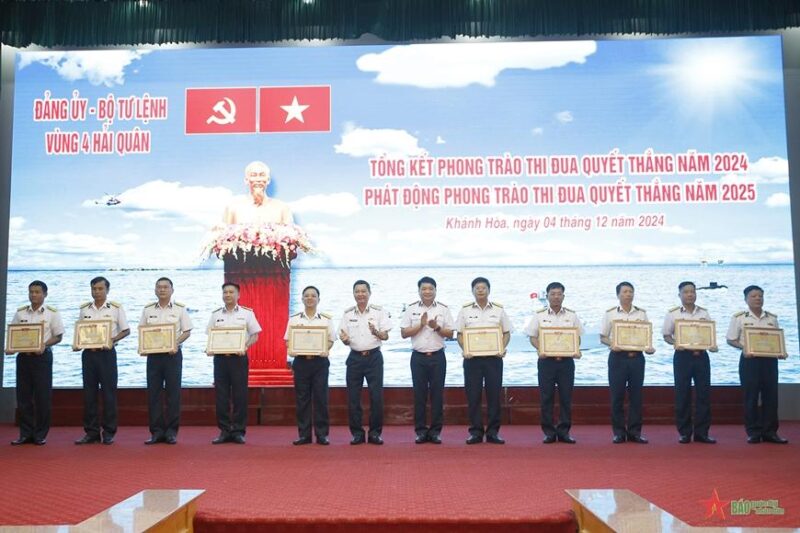 Nét Đẹp Hình Ảnh Người Lính Qua Tranh Vẽ Về Chú Bộ Đội tranh vẽ chú bộ đội hải quân Việt Nam kiên cường bám biển bảo vệ chủ quyền thiêng liêng