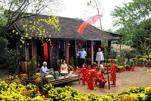 Bức tranh vẽ ngôi trường mơ ước của em với kiến trúc độc đáo kết hợp yếu tố văn hóa truyền thống và hiện đại.