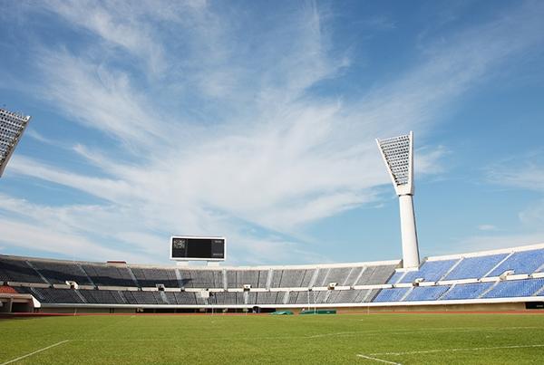 Chi tiết cách vẽ các khu vực quan trọng trên sân bóng đá như vòng cấm địa và khung thành