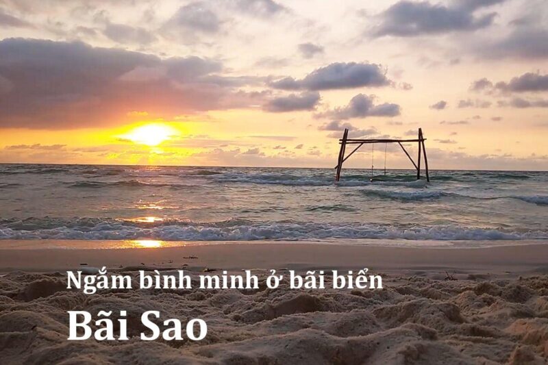 Khám Phá Vẻ Đẹp Qua **Vẽ Tranh Biển Đảo Đơn Giản** Bức vẽ sóng biển đơn giản đang xô nhẹ vào bờ cát vàng óng ả