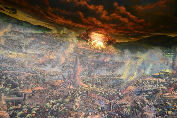 Bức Tranh Lớn Nhất Thế Giới: Panorama 'Chiến Thắng Điện Biên Phủ' Bức tranh panorama 'Chiến Thắng Điện Biên Phủ' tại bảo tàng, tái hiện khung cảnh chiến trường lịch sử