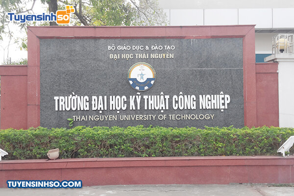 Đại học Kỹ thuật Công nghiệp: Thông tin tuyển sinh mới nhất Cảnh quan trường Đại học Kỹ thuật Công nghiệp Thái Nguyên, nhìn từ trên cao