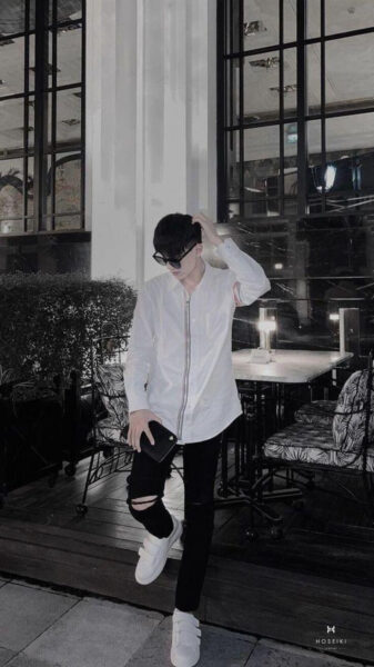 Chàng trai phong trần với phong cách boy phố trên đường phố