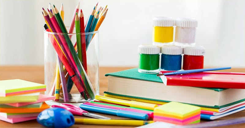 Đồ dùng dụng cụ phục vụ cho học tập được chia làm 3 loại chính