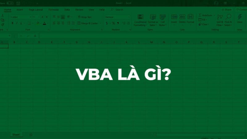 Giao diện Microsoft Excel và cửa sổ Visual Basic Editor (VBE) minh họa Excel VBA