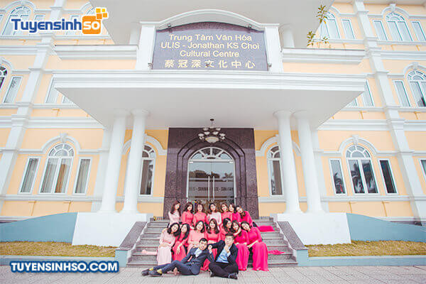 Hình ảnh mặt tiền Trường Đại học Ngoại ngữ ĐHQG Hà Nội