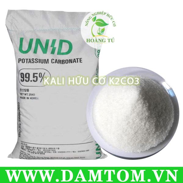 Dung dịch Kali cacbonat K2CO3 trong nước có tính kiềm