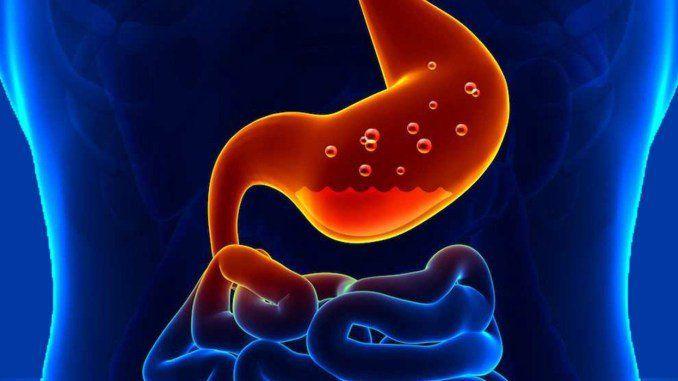 Hình ảnh minh họa chất lỏng trong suốt, liên quan đến màu sắc hcl có màu gì và tính tinh khiết