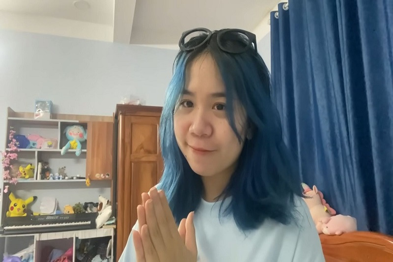 Mèo Simmy với nụ cười tươi