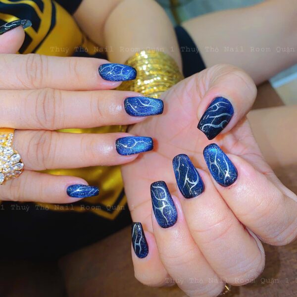 Gợi ý màu sơn móng chân đẹp phù hợp với các tông da khác nhau