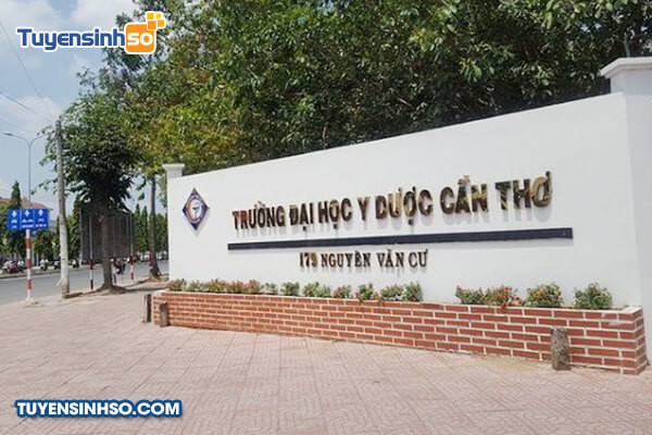 Thông tin tuyển sinh và điểm chuẩn Đại học Y Dược Cần Thơ Toàn cảnh cổng và khu vực chính Trường Đại học Y Dược Cần Thơ
