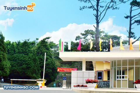 Tổng quan Đại học Đà Lạt Toàn cảnh khuôn viên Đại học Đà Lạt yên bình