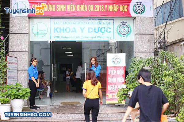 Toàn cảnh khuôn viên Trường Đại học Y Dược ĐHQGHN