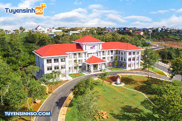 Điểm chuẩn Đại học Tôn Đức Thắng: Tổng hợp và phân tích chi tiết Toàn cảnh Trường Đại học Tôn Đức Thắng